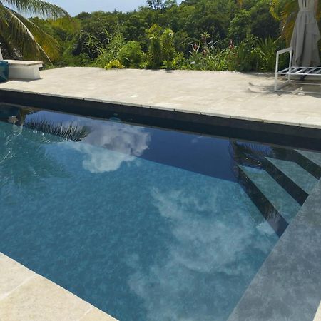 Bas De Villa Vue Mer Avec Deux Chambres Grand-Bourg  Bagian luar foto